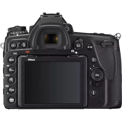 Nikon D780