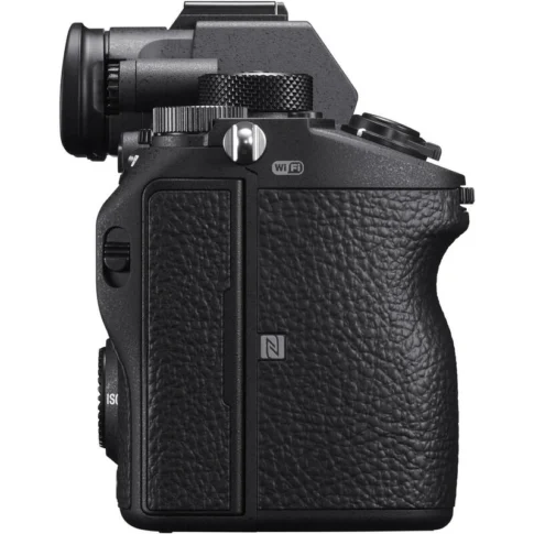 Sony Alpha 7R III Mirrorless Camera Body